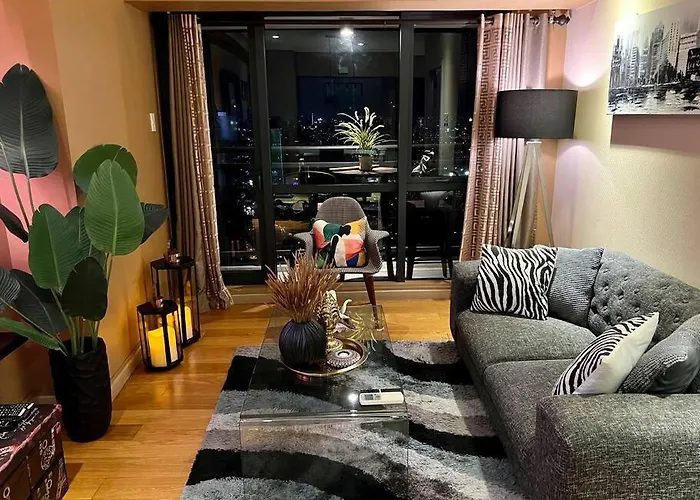 The Milano Residences By Versace Stylish 1br